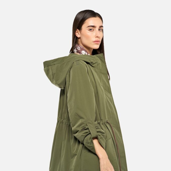 Dandra Mujer